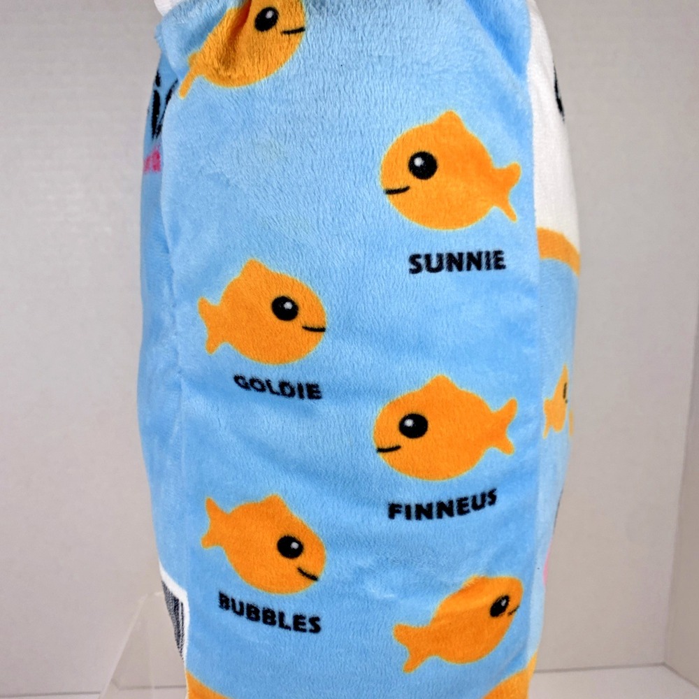 Go Fish 14" Fleece Plush Goldfish Snack Crackers Pillow w/ 4 Mini Removable Fish - Picture 7 of 15